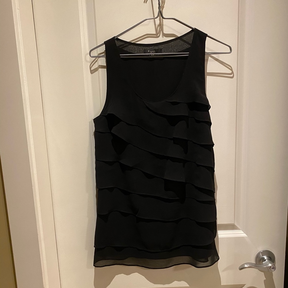 Beautiful tiered ruffle tank!